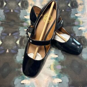 White Mountain Black Patton Mary Jane’s